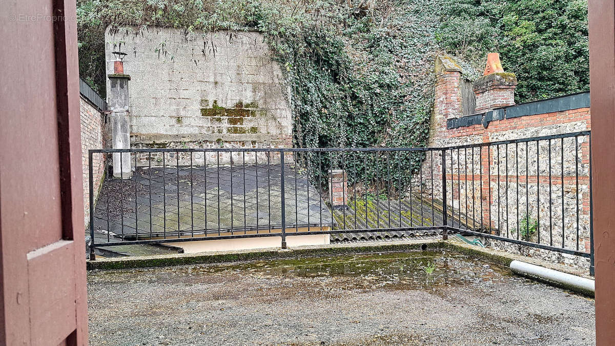 Maison à SAINTE-OPPORTUNE-LA-MARE