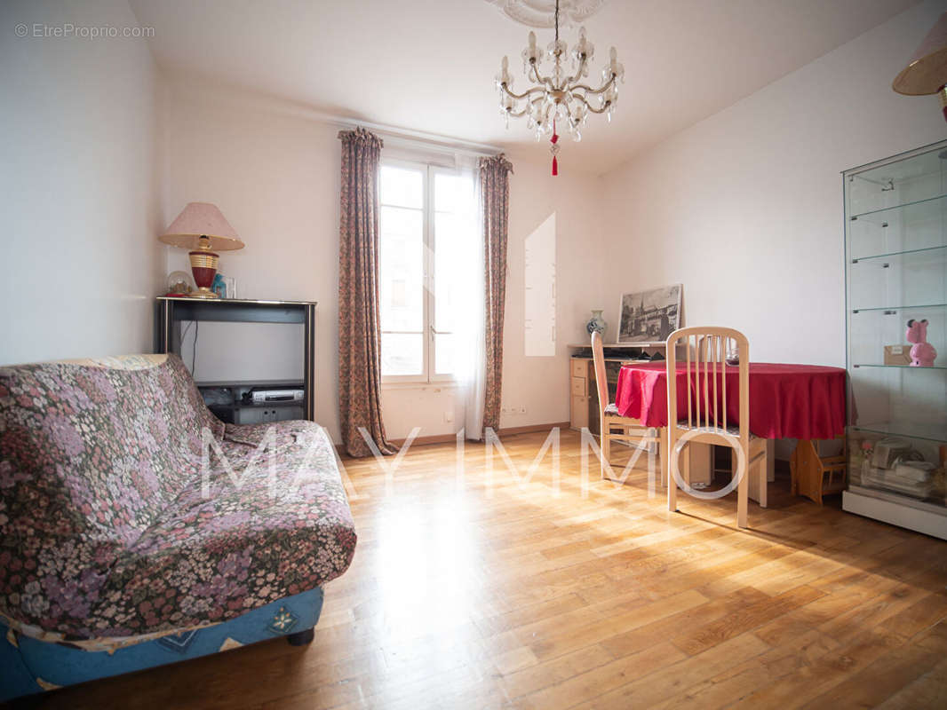 Appartement à LE PERREUX-SUR-MARNE