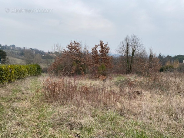 Terrain à VILLENEUVE-SUR-LOT