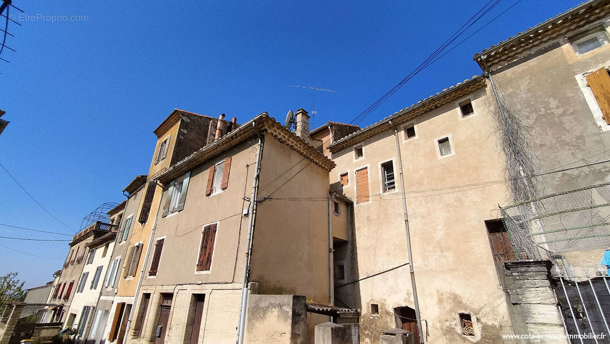 Maison à CAROMB