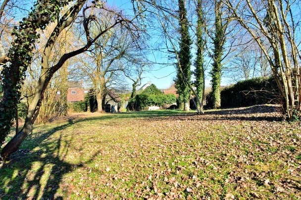 Terrain à CIVIERES