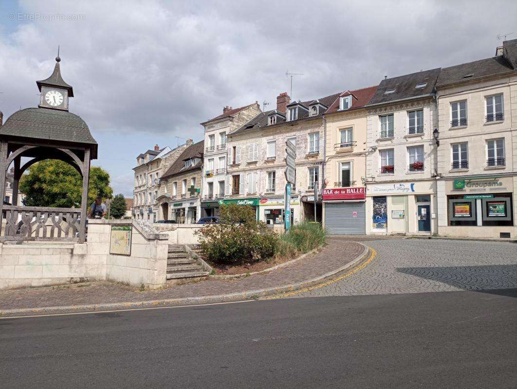 Commerce à MAGNY-EN-VEXIN