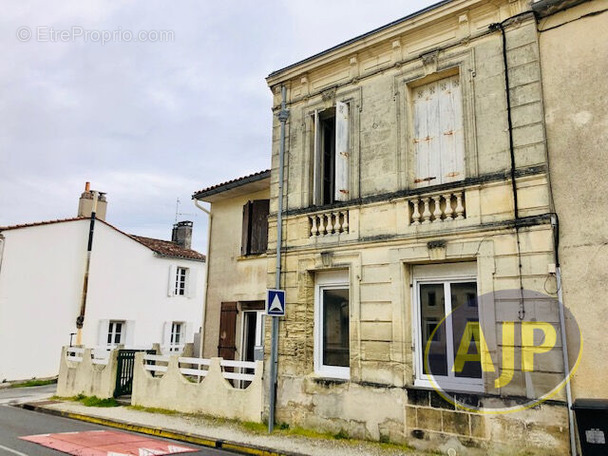 Maison à BEGADAN