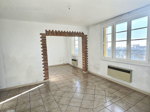 Appartement à MARSEILLE-15E