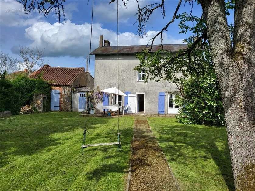 Maison à LATHUS-SAINT-REMY