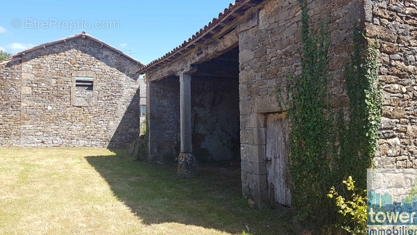 Maison à SAVIGNAC