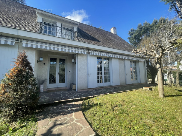 Maison à MARMANDE