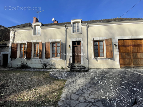 Maison à LIGNIERES