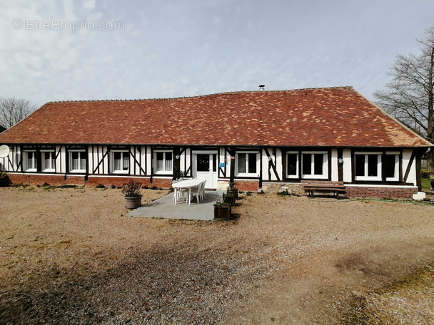 Maison à LE NEUBOURG