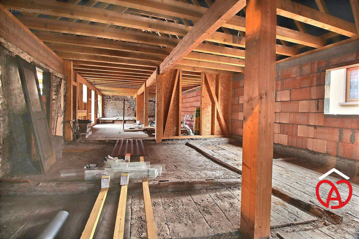 Plateau dépendance - Appartement à SAINT-PIERRE