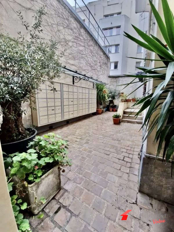 Appartement à PARIS-19E