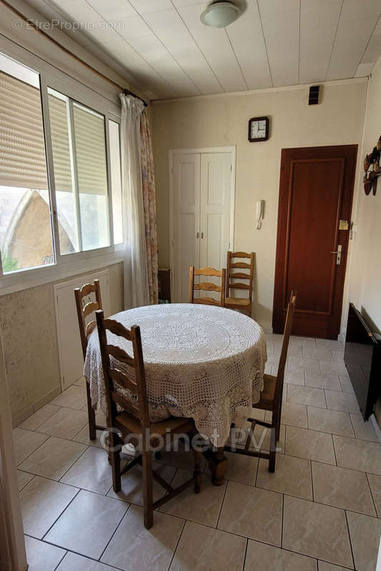 Appartement à MARSEILLE-16E