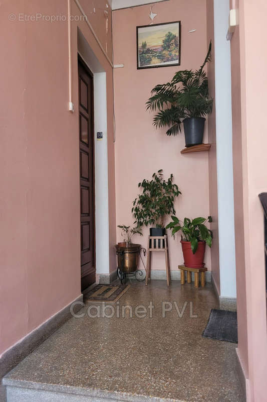 Appartement à MARSEILLE-16E