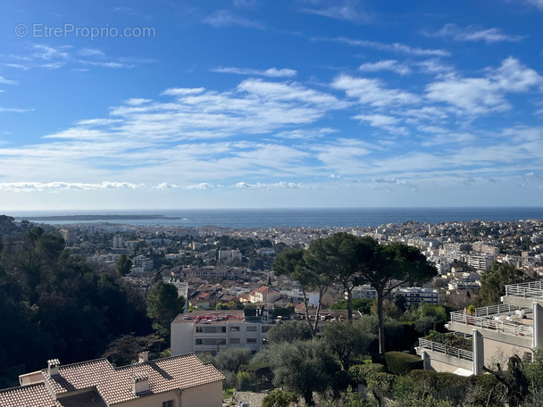 Appartement à CANNES