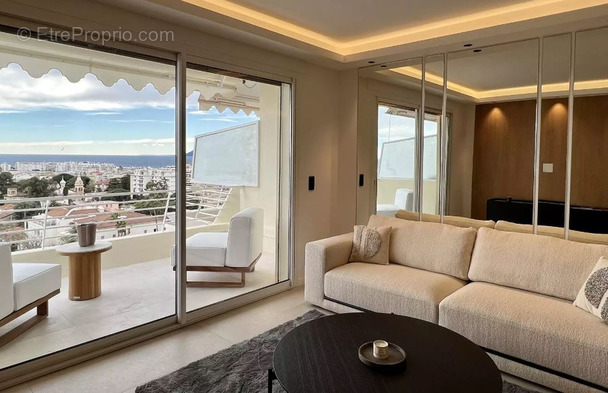 Appartement à CANNES