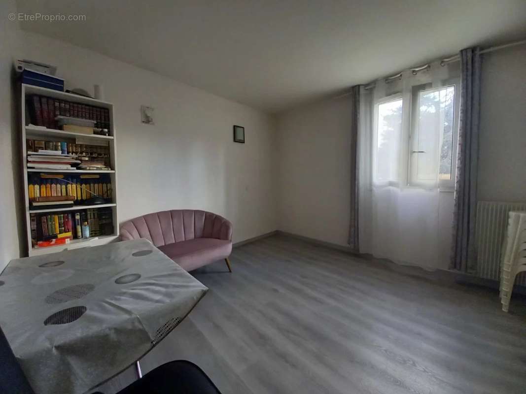 Appartement à AULNAY-SOUS-BOIS