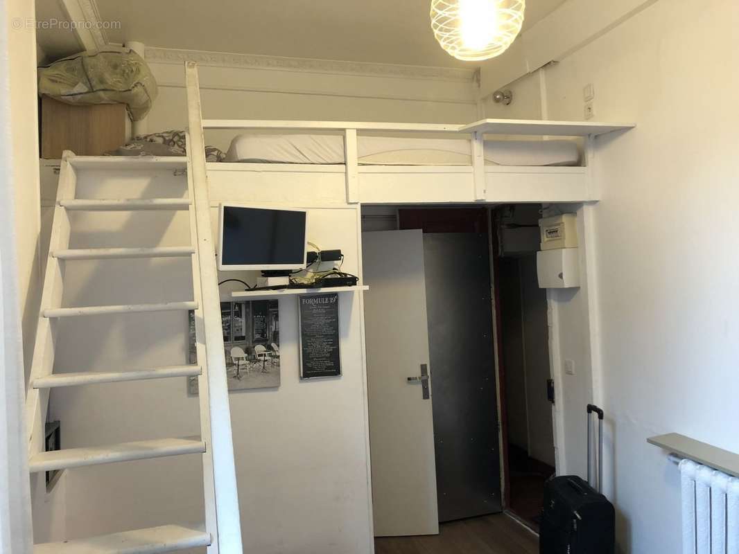 Appartement à PARIS-2E