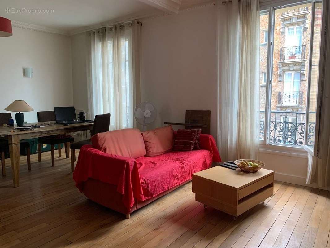 Appartement à ISSY-LES-MOULINEAUX