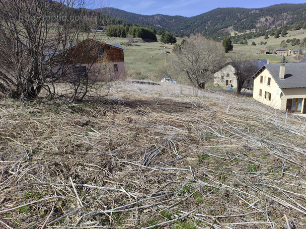 Terrain à PUYVALADOR