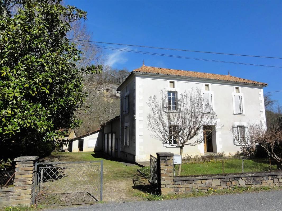 Maison à LA CHAPELLE-FAUCHER