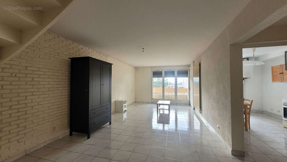 Appartement à BELLEGARDE-SUR-VALSERINE