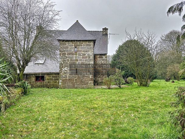 Maison à KERGRIST-MOELOU