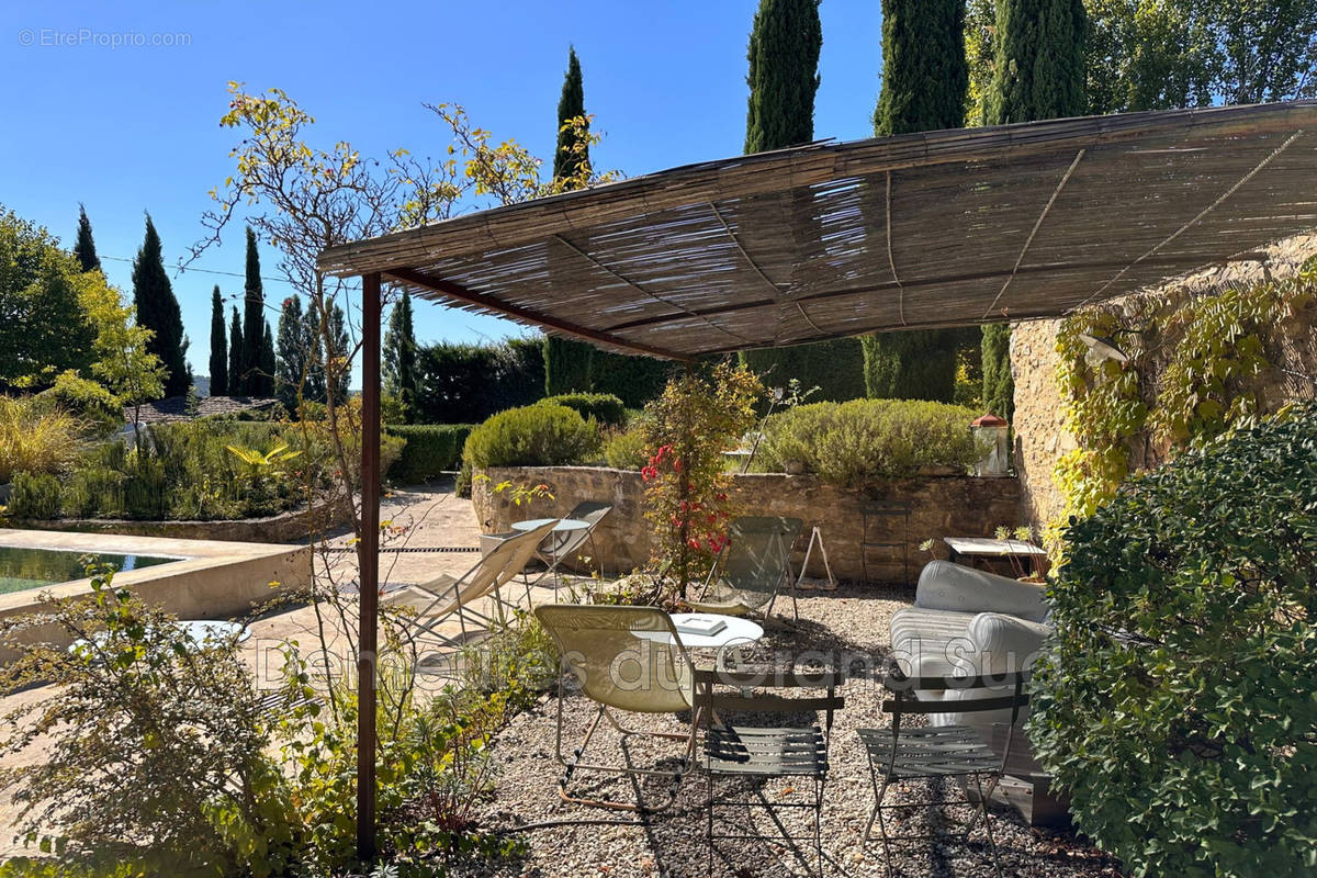 Maison à VAISON-LA-ROMAINE