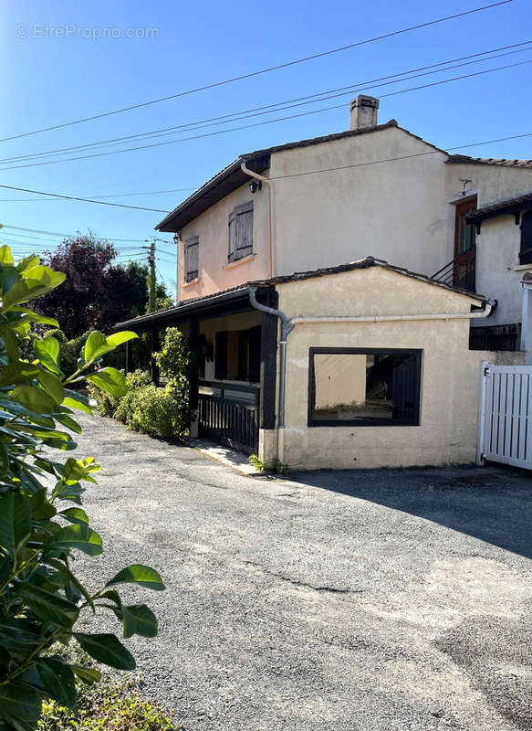 Maison à SAINT-ANDRE-DE-CUBZAC