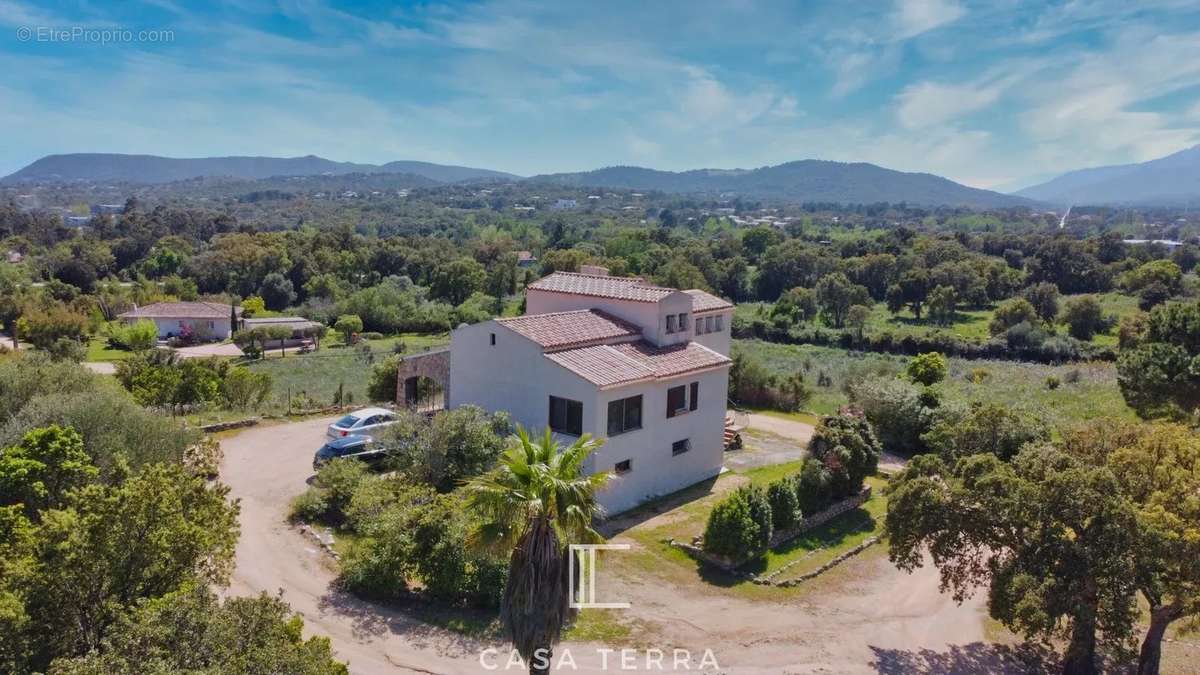 Maison à PORTO-VECCHIO