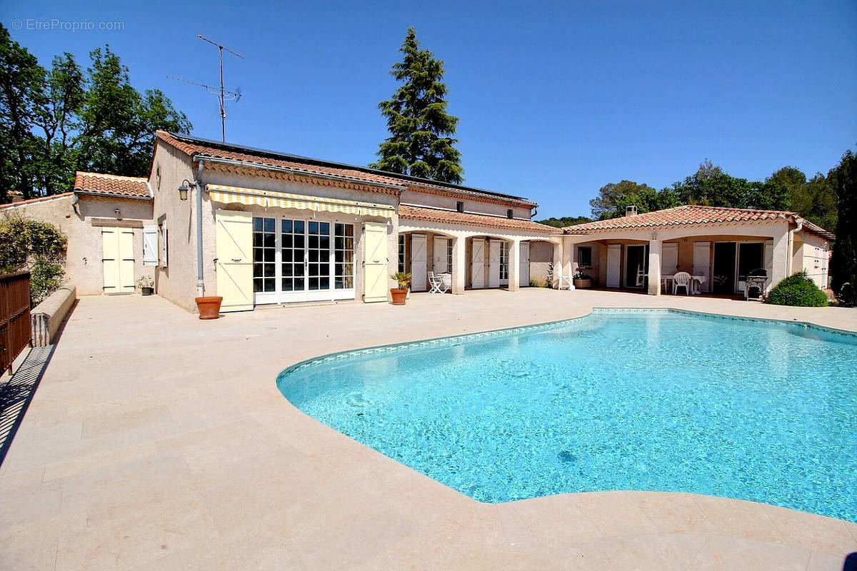 Maison à DRAGUIGNAN