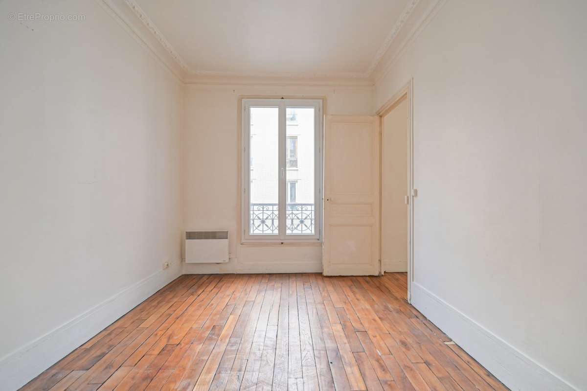 Appartement à PARIS-19E