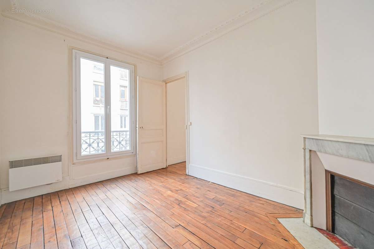 Appartement à PARIS-19E