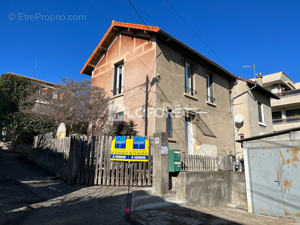 Maison à CLERMONT-FERRAND