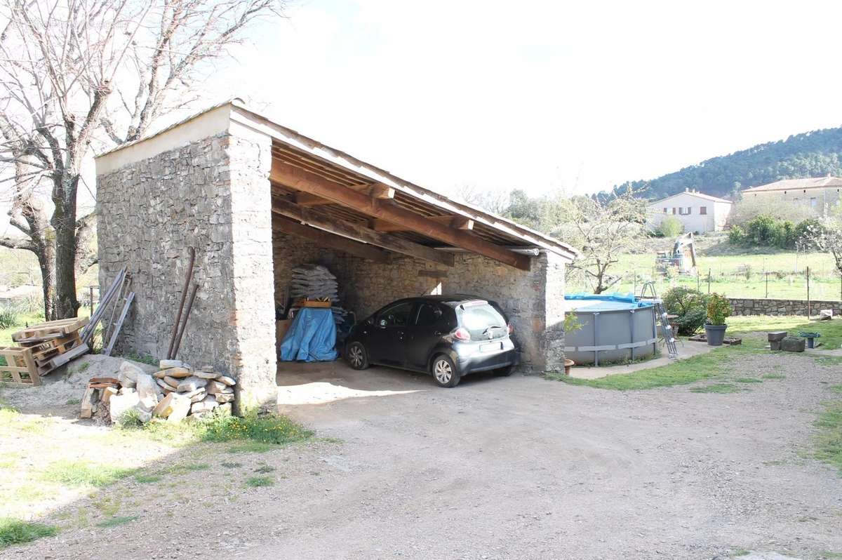 Maison à COURRY