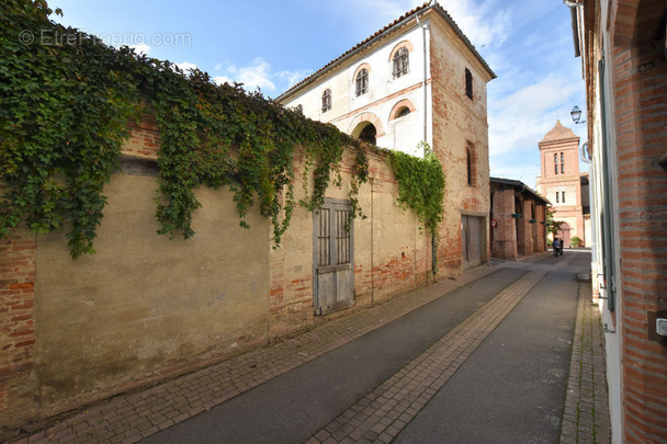 Appartement à VERDUN-SUR-GARONNE