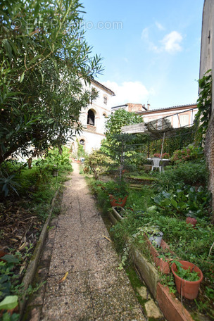 Appartement à VERDUN-SUR-GARONNE