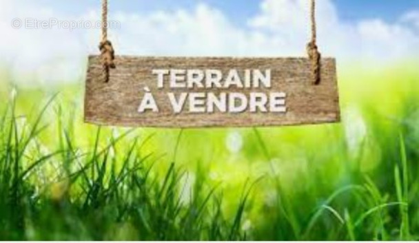 Terrain à VENSAC