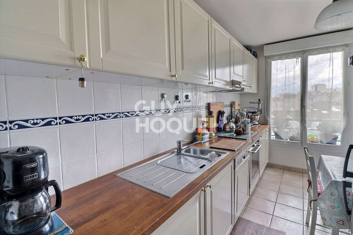 Appartement à AUBERVILLIERS