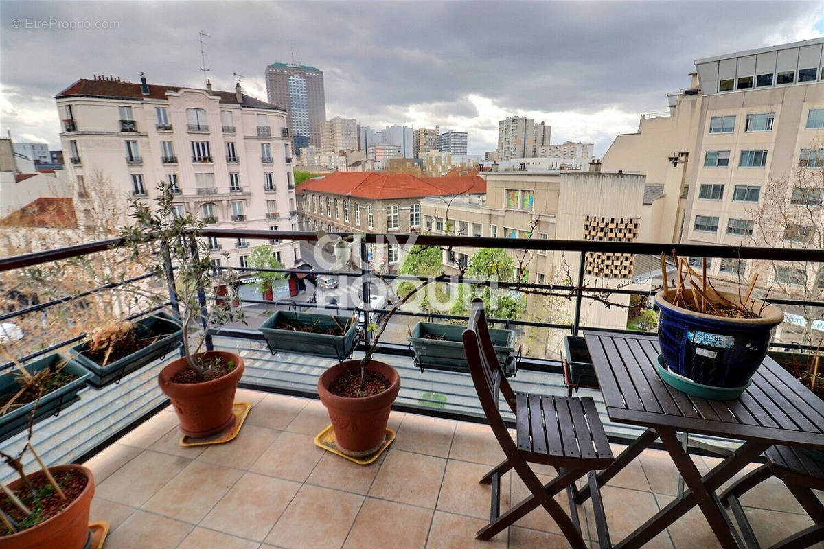 Appartement à AUBERVILLIERS