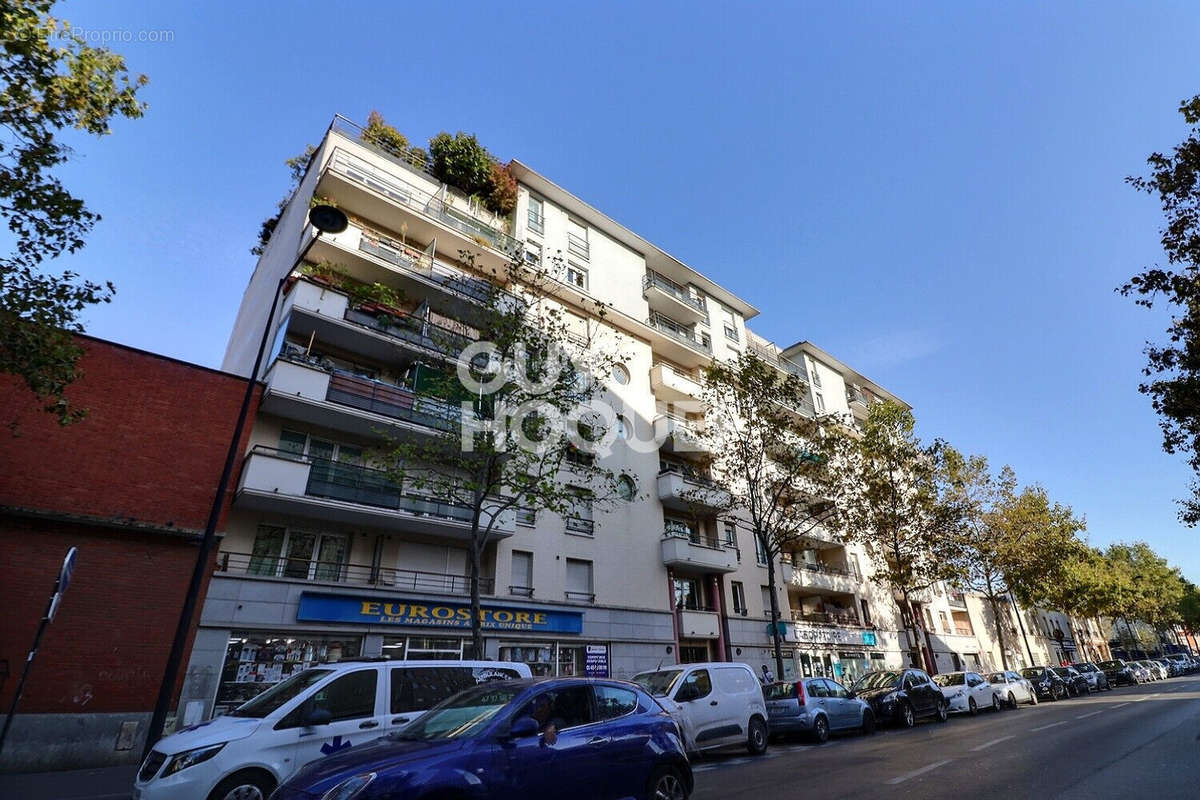 Appartement à AUBERVILLIERS