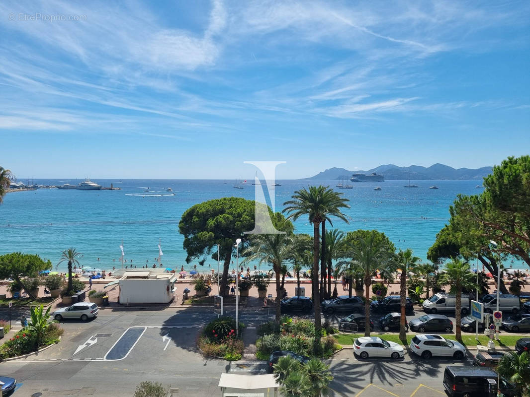 Appartement à CANNES