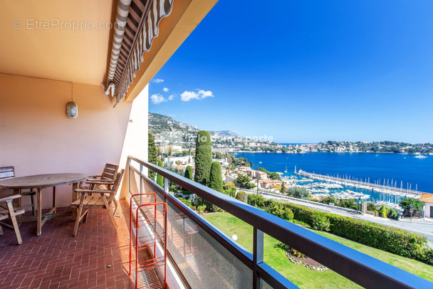 Appartement à VILLEFRANCHE-SUR-MER