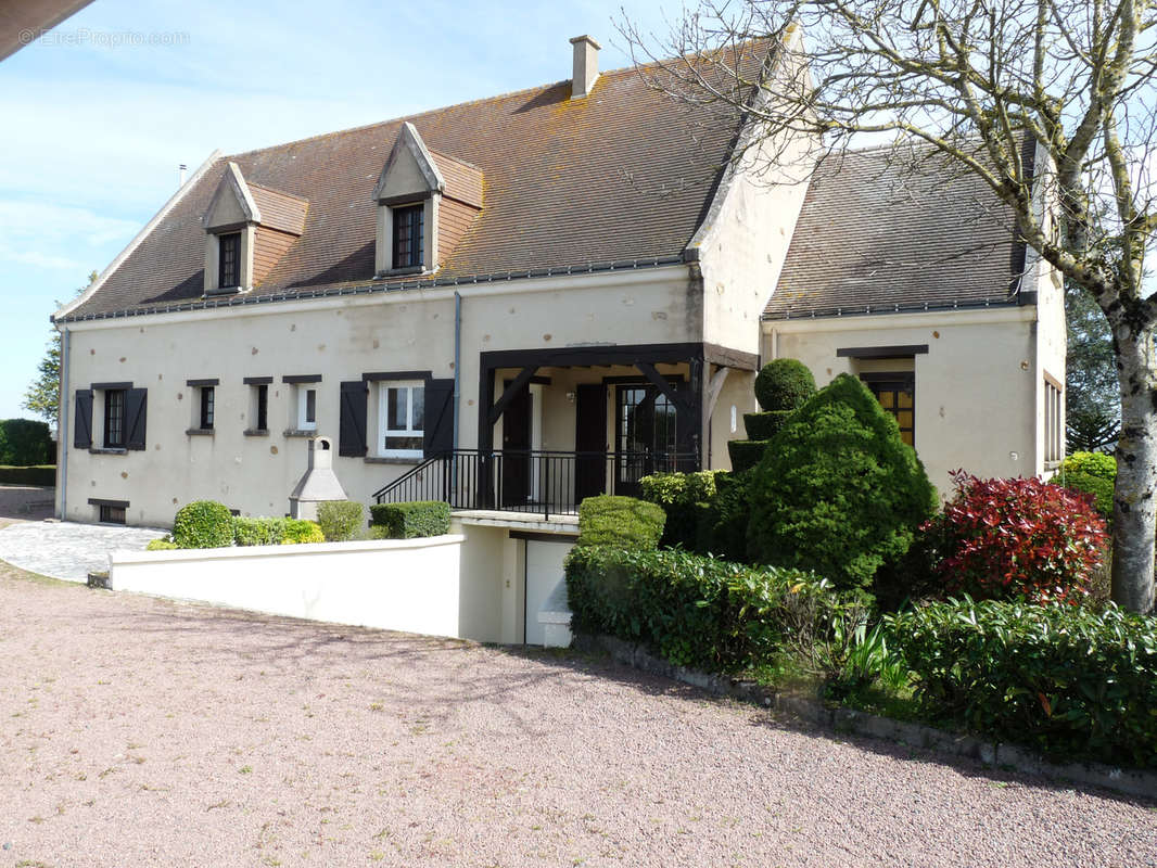 Maison à GIZEUX