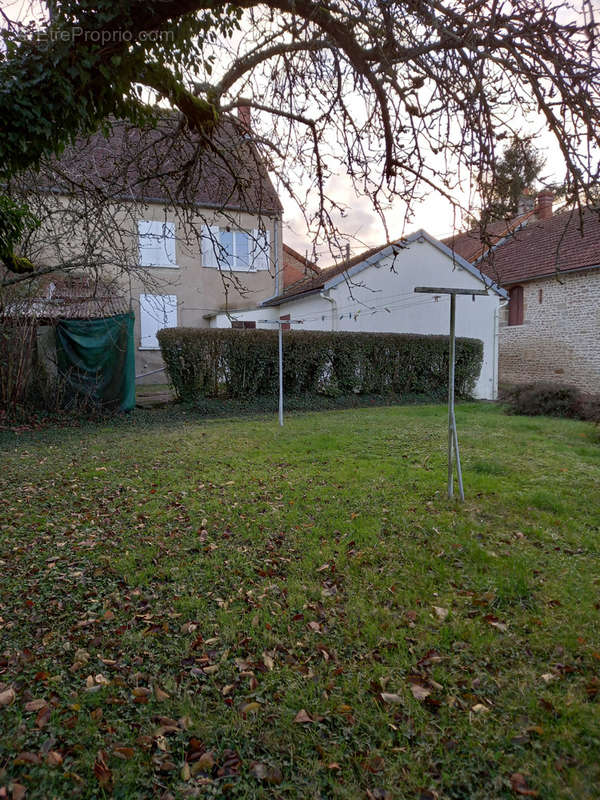 Maison à ARNAY-LE-DUC