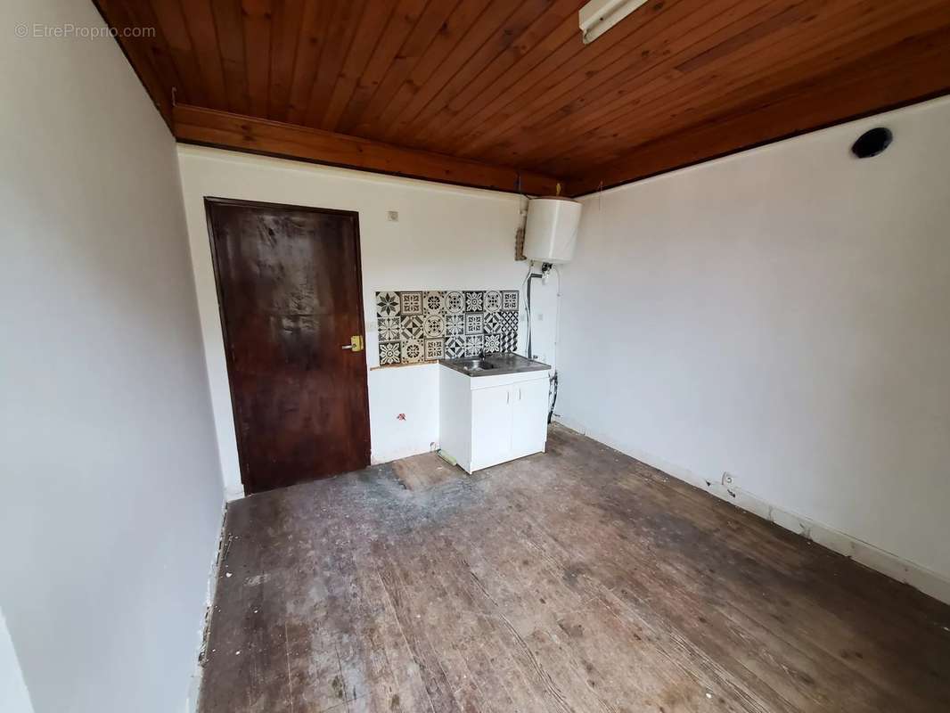 Appartement à AVEZE