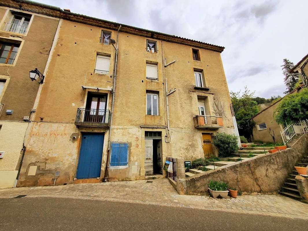 Appartement à AVEZE