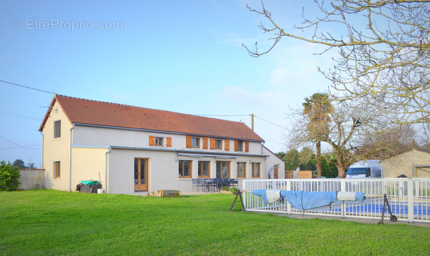 Maison à CHATELLERAULT