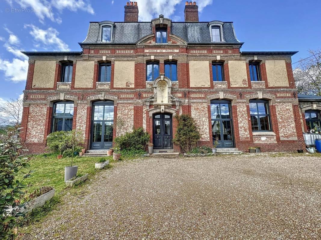 Maison à FLEURY-SUR-ANDELLE