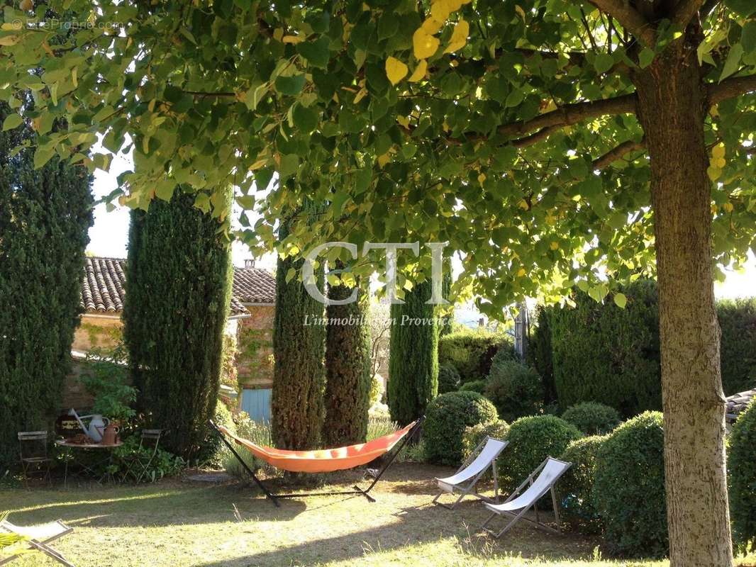 Maison à VAISON-LA-ROMAINE