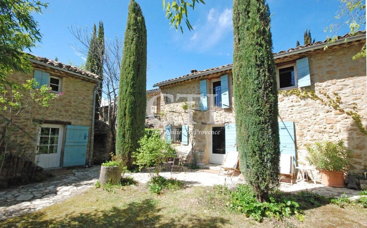 Maison à VAISON-LA-ROMAINE